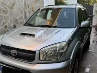 Usado Toyota RAV4 Executive 116 CV (85 kW) 2005 Gris / plata SUV