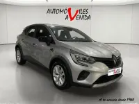 Usado Renault Captur Evolution 160 CV (117 kW) 2022 Gris / plata SUV
