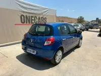 Usado Renault Clio II Expression 100 CV (73 kW) 2010 Azul Berlina