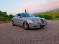 Usado Jaguar S-Type Executive 207 CV (152 kW) 2007 Gris / plata Berlina