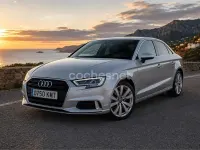 Usado Audi A3 116 CV (85 kW) 2018 Gris / plata Berlina
