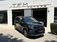 Usado Peugeot Rifter GT-line 130 CV (95 kW) 2019 Negro Monovolumen