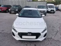 Usado Hyundai i30 95 CV (69 kW) 2018 Blanco Berlina