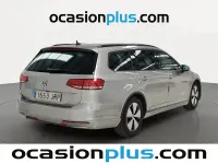 Usado VW Passat 120 CV (88 kW) 2016 Gris plata Familiar