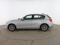 Usado BMW 118 Sport Line 135 CV (99 kW) 2019 Gris Utilitario