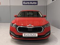 Usado Skoda Octavia Style 150 CV (110 kW) 2021 Rojo Familiar