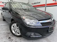 Usado Opel Astra GTC Enjoy 99 CV (72 kW) 2008 Negro Utilitario