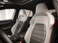 Usado VW Golf VIII GTI 245 CV (180 kW) 2023 Blanco Berlina