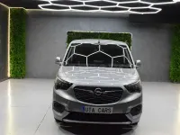 Usado Opel Combo Life Selective 131 CV (96 kW) 2019 Gris / plata Monovolumen