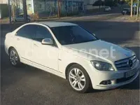Usado Mercedes C220 Avantgarde 150 CV (110 kW) 2008 Blanco Berlina