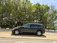 Usado Mercedes R280 190 CV (139 kW) 2008 Negro Familiar