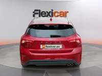 Usado Ford Focus ST-Line 125 CV (91 kW) 2019 Rojo Berlina