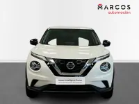 Usado Nissan Juke Acenta 114 CV (83 kW) 2022 Blanco everest (solido) negro SUV
