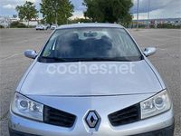 Usado Renault Mégane II Business 105 CV (77 kW) 2006 Gris / plata Berlina