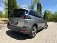 Usado Peugeot 5008 Allure 130 CV (95 kW) 2022 Gris SUV