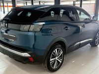 Usado Peugeot 3008 Active 130 CV (95 kW) 2022 Azul SUV
