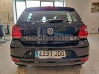 Usado VW Polo Advance 75 CV (55 kW) 2015 Negro Berlina
