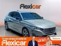 Usado Peugeot 308 Allure 130 CV (95 kW) 2024 Gris / plata Berlina