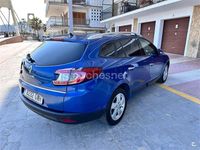 Usado Renault Mégane GrandTour Dynamique 105 CV (77 kW) 2010 Azul Familiar