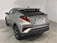Usado Toyota C-HR Advance 184 CV (135 kW) 2022 Gris / plata SUV