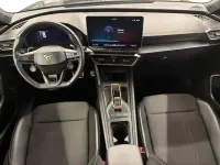 Usado Cupra Leon 150 CV (110 kW) 2025 Gris Utilitario