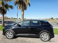 Usado Peugeot 3008 Active 130 CV (95 kW) 2022 Negro SUV
