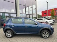 Usado Dacia Sandero Comfort 90 CV (66 kW) 2019 Azul Utilitario