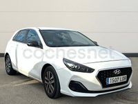Usado Hyundai i30 120 CV (88 kW) 2019 Blanco Berlina