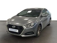 Usado Hyundai i40 115 CV (84 kW) 2016 Gris / plata Berlina