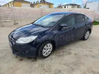 Usado Ford Focus Trend 115 CV (84 kW) 2012 Azul Berlina