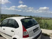 Usado Citroën C3 70 CV (51 kW) 2005 Blanco Berlina