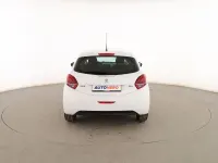Usado Peugeot 208 Style 82 CV (60 kW) 2016 Blanco Utilitario