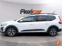 Usado Dacia Jogger Expression 101 CV (74 kW) 2023 Blanco Monovolumen