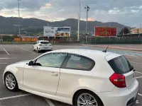 Usado BMW 118 143 CV (105 kW) 2008 Blanco Utilitario