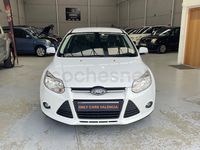 Usado Ford Focus Trend 105 CV (77 kW) 2011 Blanco Berlina