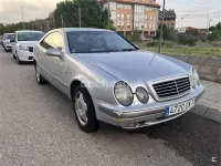 Usado Mercedes CLK320 Elegance 218 CV (160 kW) 1999 Gris / plata Coupe