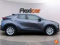 Usado Toyota C-HR Active 140 CV (102 kW) 2024 Gris SUV
