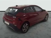 Nuevo Hyundai i20 90 CV (66 kW) 2026 Rojo Utilitario