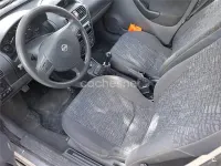 Usado Opel Corsa Club 75 CV (55 kW) 2001 Blanco Utilitario