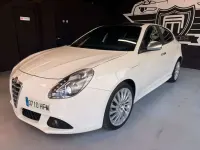 Usado Alfa Romeo Giulietta Distinctive 105 CV (77 kW) 2011 Blanco Utilitario
