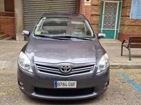 Usado Toyota Auris Active 126 CV (92 kW) 2010 Gris / plata Utilitario