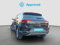 Usado VW T-Roc Advance 150 CV (110 kW) 2022 Negro SUV