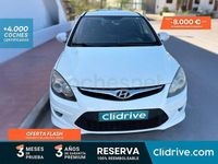 Usado Hyundai i30 Classic 90 CV (66 kW) 2010 Blanco Berlina