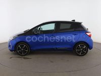 Usado Toyota Yaris Hybrid Active 100 CV (73 kW) 2018 Azul Berlina