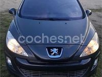 Usado Peugeot 308 Premium 136 CV (100 kW) 2008 Gris / plata Berlina