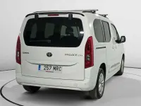 Usado Toyota Proace Active 131 CV (96 kW) 2024 Blanco Monovolumen