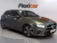 Usado Mercedes A180 136 CV (100 kW) 2022 Gris Berlina