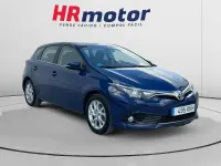 Usado Toyota Auris Business Edition 116 CV (85 kW) 2018 Azul Utilitario