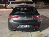 Usado Alfa Romeo Giulietta Distinctive 140 CV (102 kW) 2012 Gris / plata Berlina