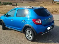Usado Dacia Sandero Stepway 90 CV (66 kW) 2013 Azul Berlina
